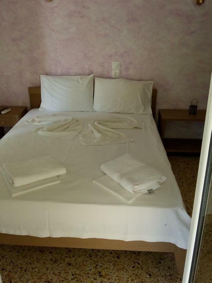 Hotel Ion كامينا فورلا المظهر الخارجي الصورة